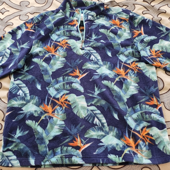 SOLD! Tommy Bahama 1/4 Zip Mock Coller Tropical pattern Fleece pullover- Size L - Picture 4 of 12